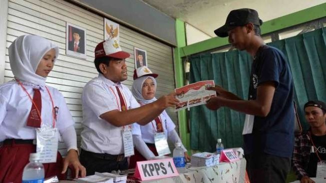 Stres Akibat Hitung Suara, Ketua KPPS Malang Lakukan Percobaan Bunuh Diri