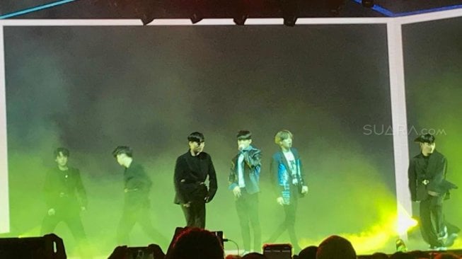 Sub unit boyband GOT7, Jus2 saat gelar showcase di Indonesia Convention Exhibition (ICE), BSD City, Tangerang Selatan, Minggu (21/4/2019) [Suara.com/Sumarni]