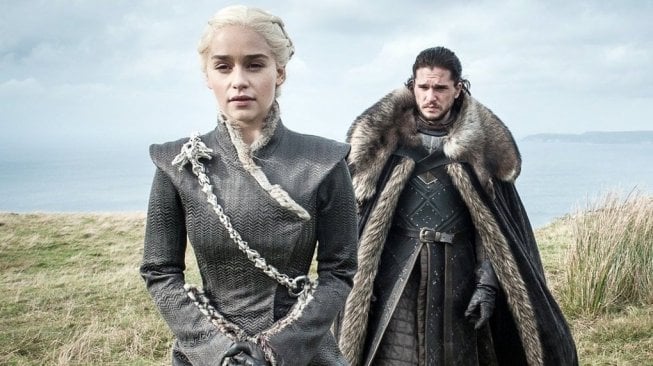 Daenerys Targaryen dan Jon Snow di serial Game of Thrones. [HBO]