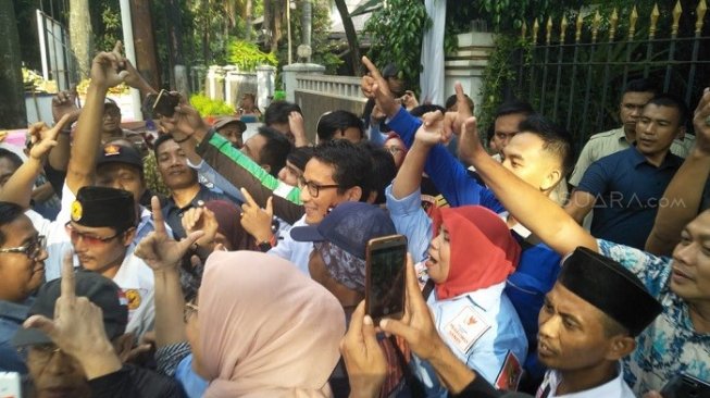 Sandiaga dan Gatot Nurmantyo Bungkam Usai Keluar dari Rumah Prabowo