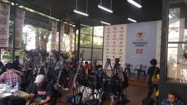 LIVE: BPN dan Sandiaga Uno Bicara soal Hasil Quick Count