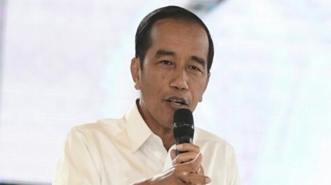 Jokowi Minta Panglima TNI dan Kapolri Jaga Stabilitas Keamanan