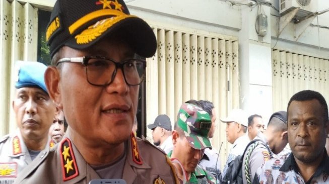 Tangkap Tiga Anggota KKB di Papua, Polisi Sita Senjata Api Jenis SS 1