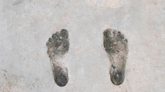 Ilustrasi jejak kaki manusia. [Shutterstock]