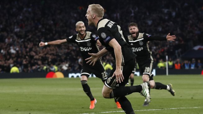 Pijakkan Satu Kaki di Final, Ajax Diminta Jangan Lengah pada Leg Kedua