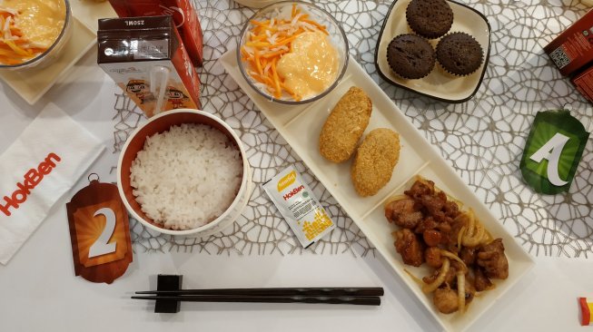 Paket Bento Ramadan dari Hokben untuk buka puasa bersama. (Suara.com/Firsta Nodia)