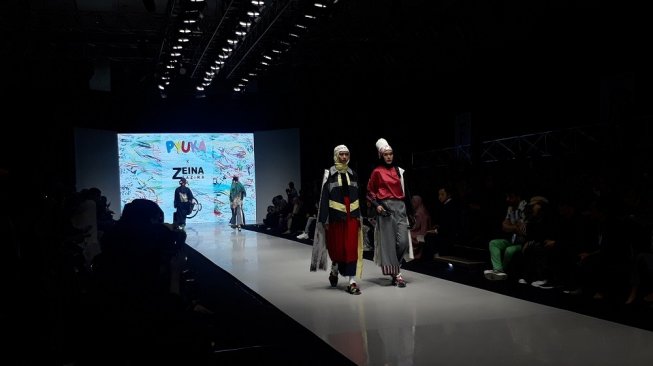 Keren Banget, Busana Muslim Ini Campurkan Kultur Pop Jepang dan Korea