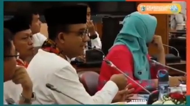 Anies Minta Simulasi Banjir di Rapat, Videonya Jadi Sorotan Warganet