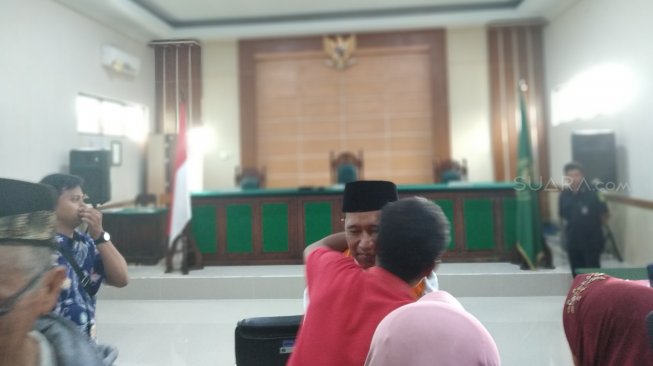 M Trijanto, terpidana kasus pencemaraan nama baik Bupati Blitar. (suara.com/agus).