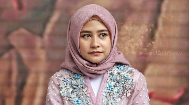 Prilly Latuconsina Minta Pelapor Maafkan Rina Nose dan Andre Taulany