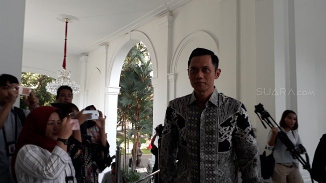 Sempat Batal, Hari Ini Jokowi Bertemu AHY di Istana Bogor