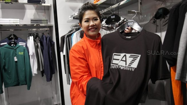 Buka Gerai Pertama EA7 Emporio  Armani  Usung Koleksi 