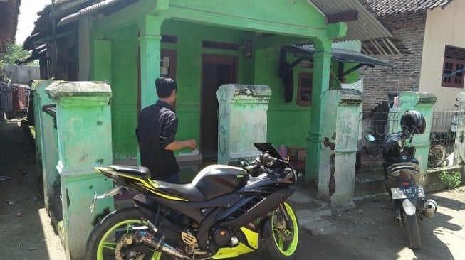 Pedofilia Berkedok Guru Ngaji, Lebaran Lalu Kakak Mawar Ikut Dicabuli DS