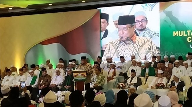 Ulama dan pemikir Islam dari berbagai organisasi massa, menggelar acara Multaqo Ulama, Habaib, dan Cendekiawan Muslim untuk Kemaslahatan Umat, di Hotel Kartika Chandra, Jakarta Selatan, Jumat (3/5/2019) malam. [Suara.com/Fakhri]