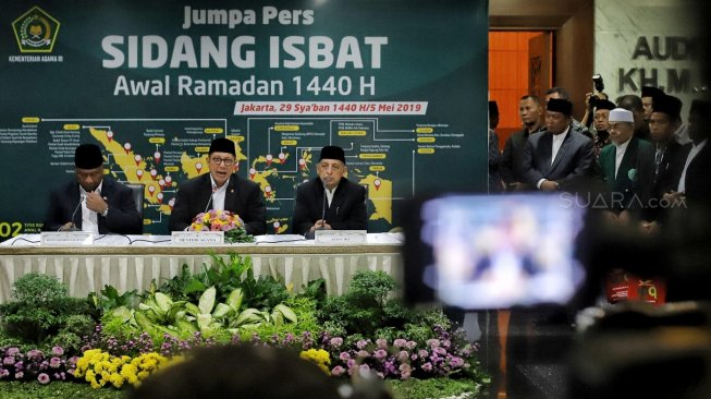 Kemenag : Tidak Ada Referensi Hilal 1 Syawal Hari Ini
