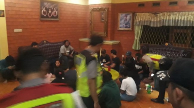 Pesta Narkoba 'Family Gathering' di Puncak Ternyata Anak Gaul Supermarket