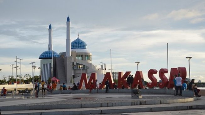 Jadwal Buka Puasa Ramadhan Kota Makassar Dan Sekitarnya Kamis 15 April 2021 Suara Sulsel