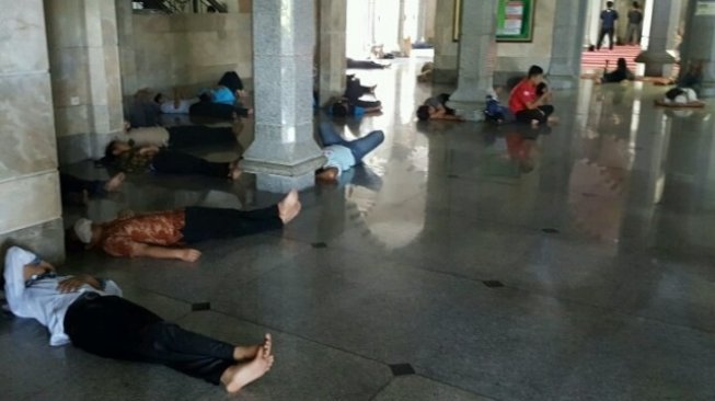 Kabar Baik! Sejumlah Masjid di Bogor Dibuka Lagi untuk Salat Berjemaah