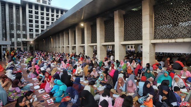 Jadwal Buka Puasa Bandung Hari Ini, Bonus Resep Es 