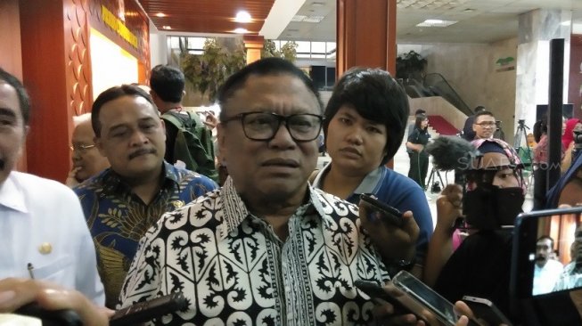 Larang Rangkap Jabatan, OSO Sindir MK: Orangnya Gak Berani Datang ke Sini