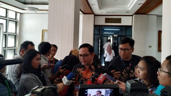 Curiga KPPS Wafat karena Diracun, KPU: Fahri Sudah Takziah Belum?