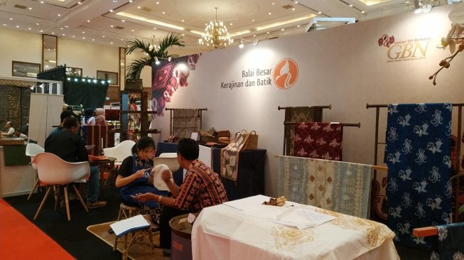 Mengunjungi Gelar Batik Nusantara 2019 bisa jadi pilihan ngabuburit asyik. (Suara.com/Firsta Nodia)