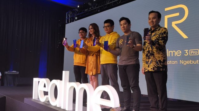 Realme 3 Pro dan Realme C2 diluncurkan di Jakarta, Rabu (8/5/2019). [Suara.com/Tivan Rahmat]
