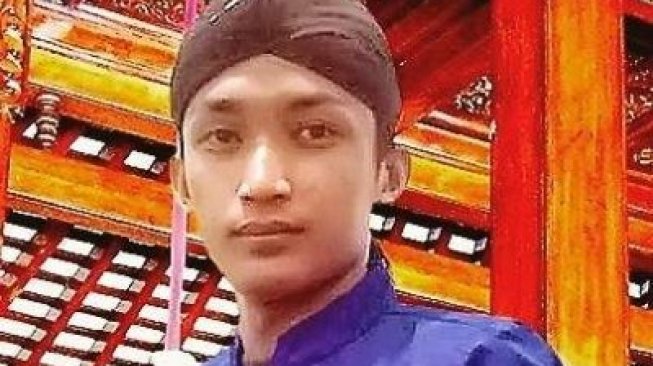 Ki Ulin, Dalang Remaja Asal Maos yang Berdakwah Via Wayang Kulit