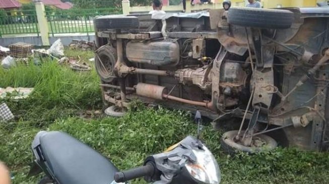 Laka Beruntun, Mobil Batu Bara Gasak Tiga Kendaraan