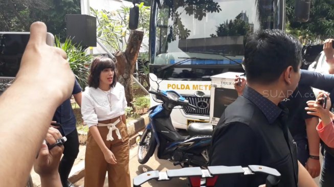 Ussy Sulistiawaty Tak Tahu Pertimbangan Polisi Cuma Proses 3 Akun Instagram