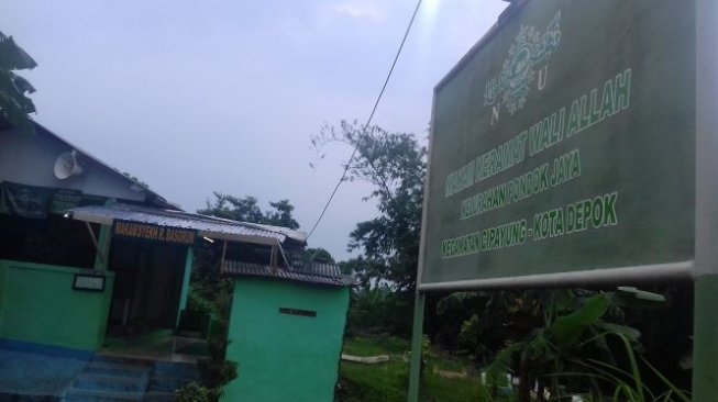 Menyingkap Kisah Dari Makam Tokoh Penyebar Agama Islam di Kota Depok