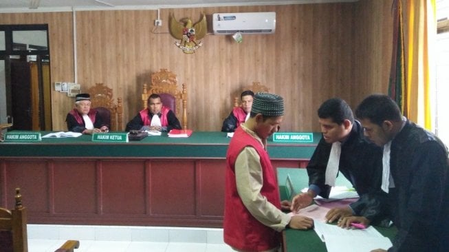 Penyebar Video Ma'ruf Amin Berkostum Mirip Sinterklas Dituntut 10 Bulan Bui