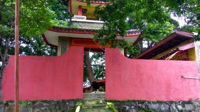 Makam Sunan Kuning. (Suara.com/Adam Iyasa)