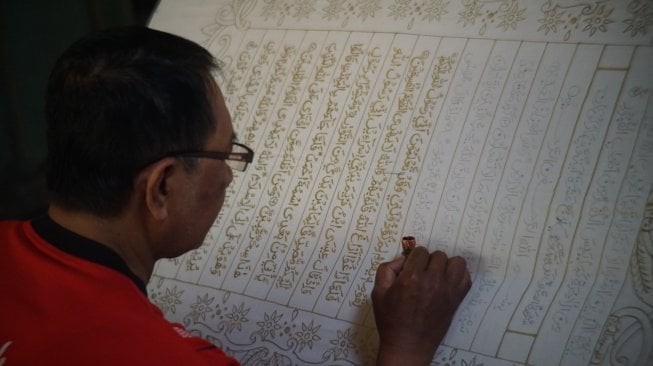 Unik, Ada Alquran Batik di Solo