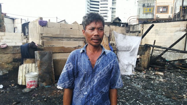 Warga Kampung Bandan Sahur Makan Mie Instan, Buka Puasa 