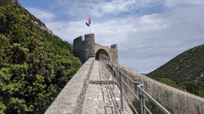 Versi Mini Tembok Besar China Ada di Kroasia, Begini ...