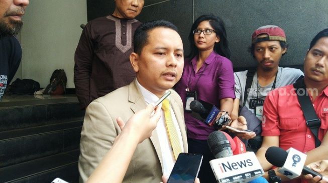 Tak Dapat BAP Lengkap Sebelum Sidang, Pengacara Roy Suryo Laporkan JPU ke Komisi Kejaksaan