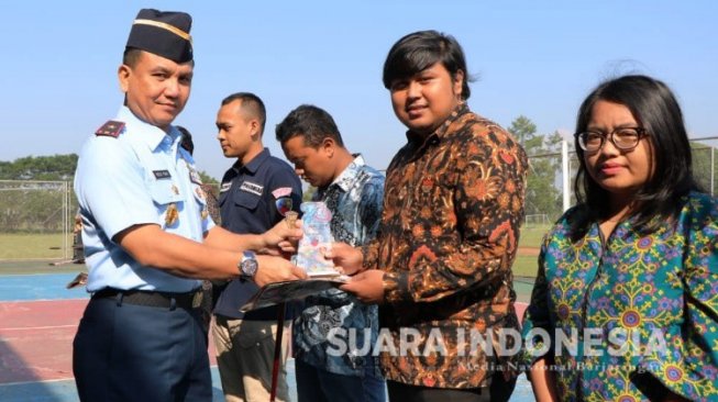 Jurnalis suaraindonesia.co.id Raih Penghargaan Lomba Foto Bulan Dirgantara 