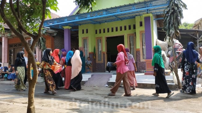 Sebelum Dibunuh Dengan Cara Dibakar, Eko Kirim Pesan Ini Kepada Istrinya