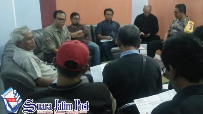 Merasa Calegnya Dirugikan, PDIP Trenggalek Geruduk KPU