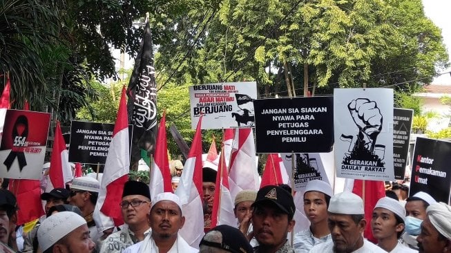 Ormas FUI Sindir Janji Potong Leher La Nyalla Jika Prabowo Menang di Madura