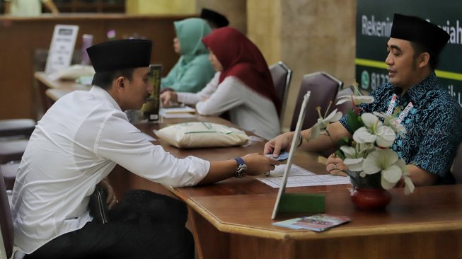 Doa Zakat Fitrah: Bacaan Latin Niat dan Waktu untuk Membayarnya Sesuai Sunnah