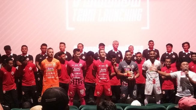 Persija Jakarta meluncurkan skuat Liga 1 2019. Acara peluncuran skuat tersebut berlangsung di kawasan Kuningan, Jakarta Selatan, Jumat (17/5/2019). [Suara.com/Adie Prasetyo]