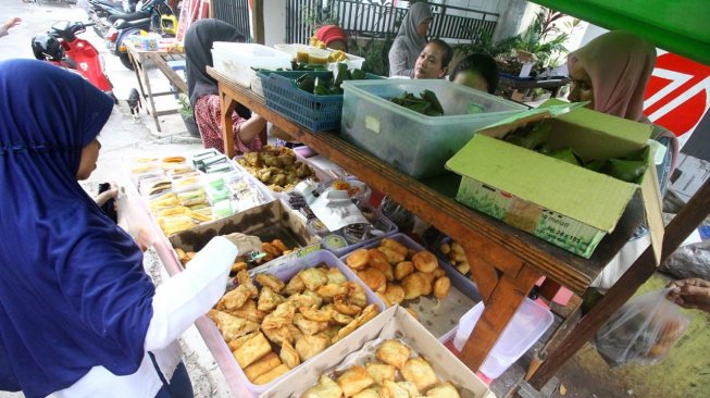 Penjual dan Pembeli Takjil Wajib Pakai Masker, Melanggar Akan Ditindak