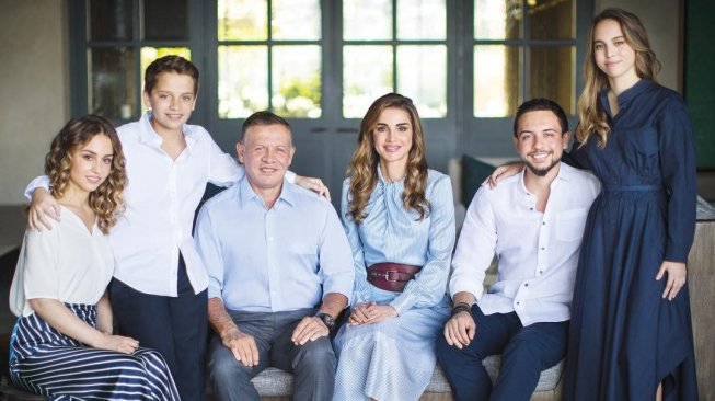 Kleuarga Raja Abdullah dan Ratu Rania dari Jordan. (Instagram/@queenrania)