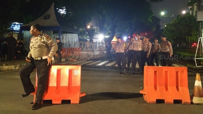 Perhitungan Suara Pemilu 2019 Beres, Kawat Duri yang Bentengi KPU Diangkat