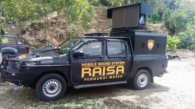 Raisa Ternyata Modifikasi Toyota Hilux