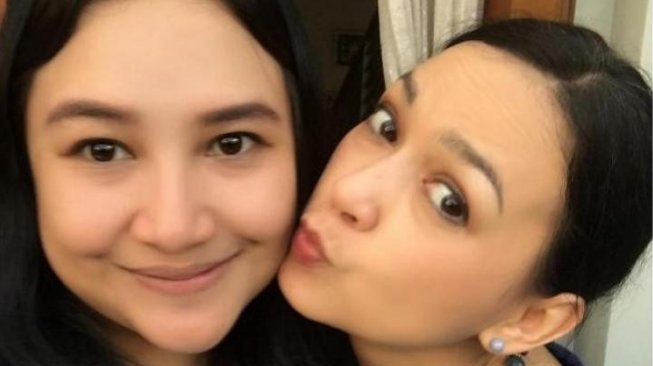 5 Pesona Chika Bagaskara, Putri Sambung Ira Wibowo yang Punya Paras Ayu