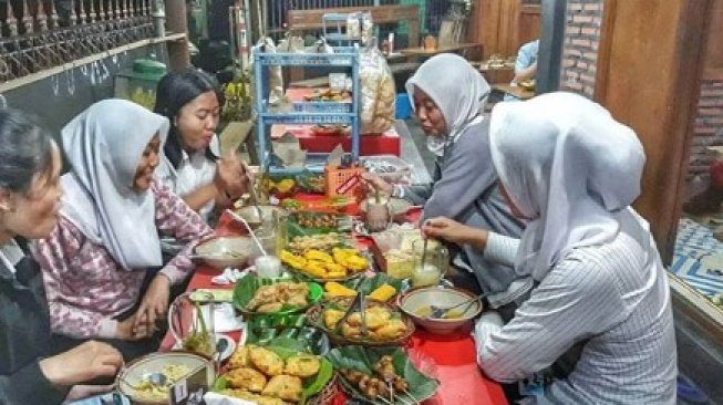 4 Rekomendasi Tempat Bukber di Solo yang Menggugah Selera