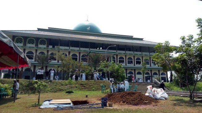 Wasiat Ustaz Arifin Ilham Tentang Pohon Kedondong